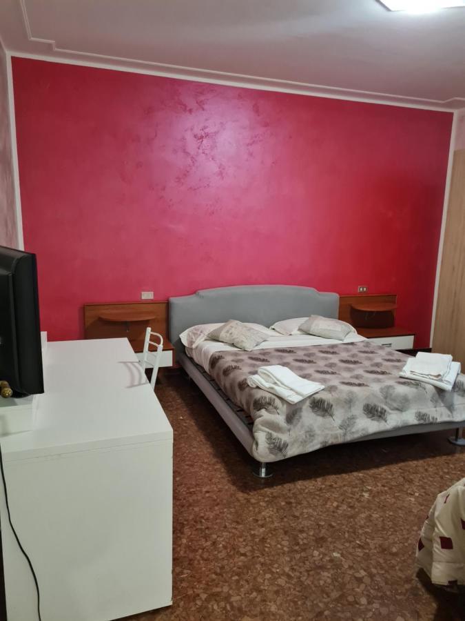 Landlady Airport Orio Bergamo Ida Hotel Orio al Serio Eksteriør billede