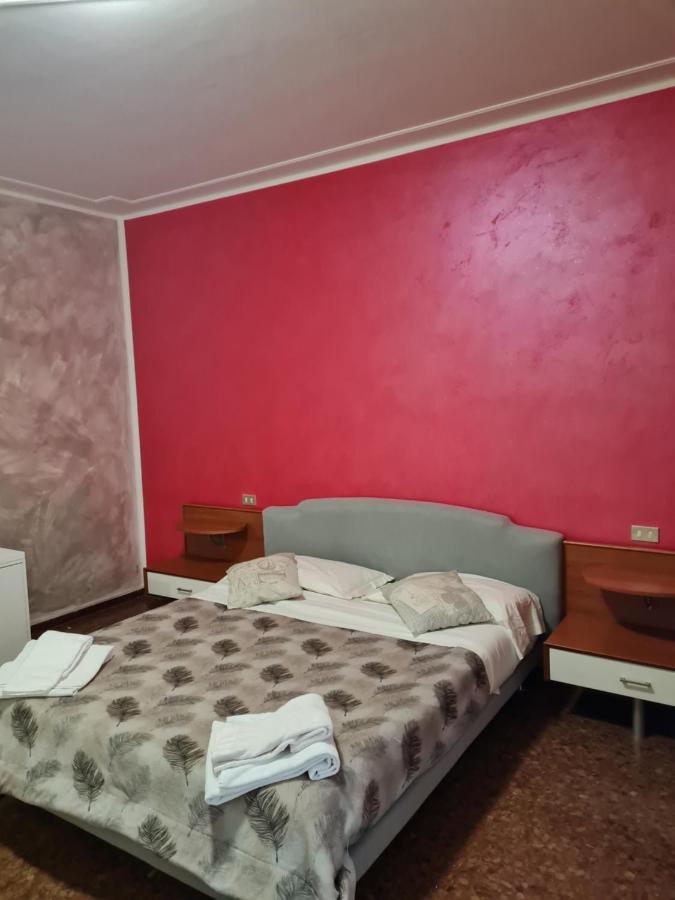 Landlady Airport Orio Bergamo Ida Hotel Orio al Serio Eksteriør billede