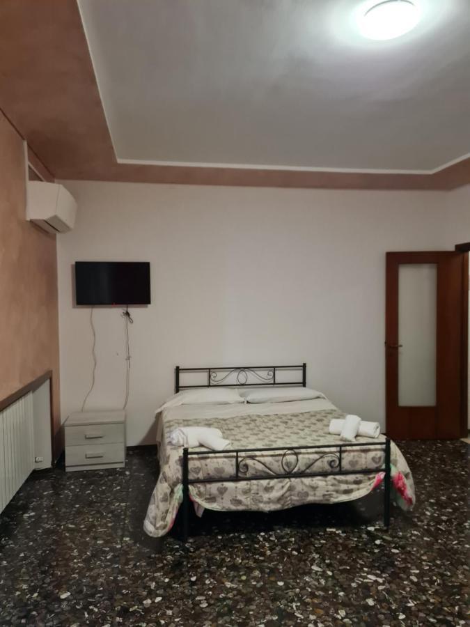 Landlady Airport Orio Bergamo Ida Hotel Orio al Serio Eksteriør billede